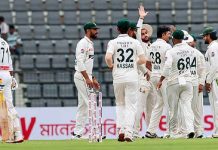 টসে হেরে ব্যাটিংয়ে বাংলাদেশ, শুরুতেই ধাক্কা