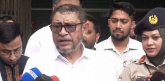 হঠাৎ ডিএনসিসি কোভিড হাসপাতাল পরিদর্শনে স্বাস্থ্যমন্ত্রী