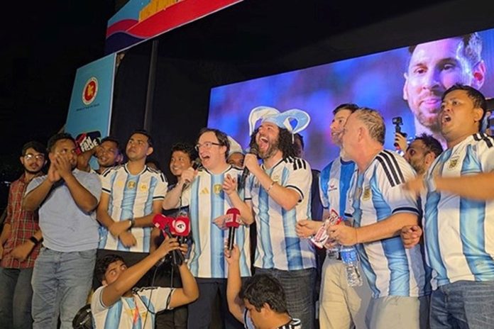1782188874-dab13998424601ea1f241