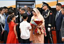 বেইজিংয়ে প্রধানমন্ত্রীকে লাল গালিচা সংবর্ধনা