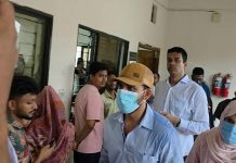 আত্মসমর্পণ করলেন অভিনেতা জাহের আলভী