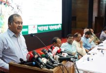 ইতিহাস যখন সঠিকভাবে কথা বলে, বিকৃতকারীরা হেলিকপ্টারে পালাতে বাধ্য হয়: তথ্যমন্ত্রী