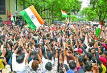 ২৪ ঘণ্টার আলটিমেটাম, সময় চাইল মোদি সরকার