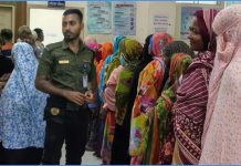 হাসপাতালের নিরাপত্তার দায়িত্বে থাকা আনসার সদস্য ভুগছেন নিরাপত্তাহীনতায়