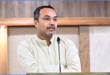 সরকার নির্বাচনি ইশতেহার বাস্তবায়নে বদ্ধপরিকর: মাহদী আমিন