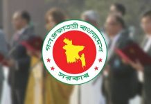 হঠাৎ রদবদল, মন্ত্রীদের মাথায় হাত