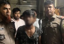 মতিঝিলে ছিনতাই করে পালানোর সময় হাতেনাতে গ্রেপ্তার