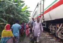 জয়পুরহাটে ট্রেনের বগি বিকল, ৩ ঘণ্টা পর উত্তরবঙ্গে রেল চলাচল স্বাভাবিক