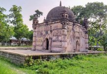 ইতিহাসের নীরব সাক্ষী শেরপুরের ঘাঘড়া লস্কর খানবাড়ি মসজিদ