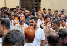 জাসদ কার্যালয়ে আ.লীগের ‘গোপন’ বৈঠকের প্রস্তুতি, আটক শতাধিক নেতাকর্মী