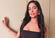 ‘যৌনকর্মের পেশা’ বৈধতার দাবি পুনম পান্ডের, এই কাজকে দিলেন ’সমাজসেবা’ আখ্যা