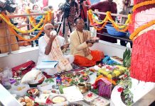 ষষ্ঠী পূজার মধ্য দিয়ে দুর্গোৎসব শুরু