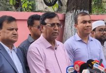 ফুটপাতে ফের দোকান বসালে কঠোর আইনি ব্যবস্থা : ডিএসসিসি প্রশাসক