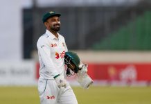 টেস্টে বিশ্বরেকর্ড গড়লেন লিটন