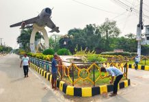তুলির আঁচড়ে সাজছে রাজশাহী নগরী, প্রধানমন্ত্রীকে বরণে প্রস্তুতি