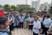 সাড়ে চার ঘণ্টায় ১৩ স্পট পরিদর্শন প্রধানমন্ত্রীর