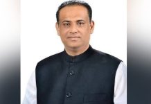 সাবেক ভূমিমন্ত্রীসহ ১৮ জনের বিরুদ্ধে মামলা