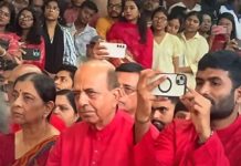 ঢাকেশ্বরী মন্দিরে মহালয়ার অনুষ্ঠান উদ্বোধন করলেন দীনেশ ত্রিবেদী