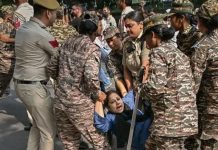 যন্তর-মন্তর ২.০: বিক্ষোভ ঠেকাতে মরিয়া মোদি সরকার