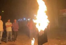 মুক্তিযোদ্ধা মানিকের দাফনে বাধা, জাবিতে সাঈদীর কুশপুত্তলিকা দাহ